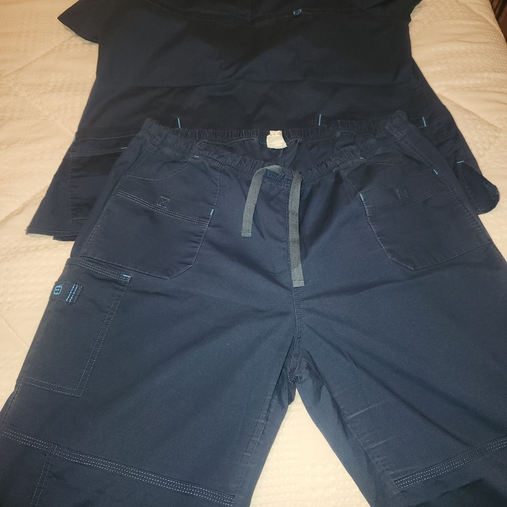 WonderWink Navy Blue Scrub Set